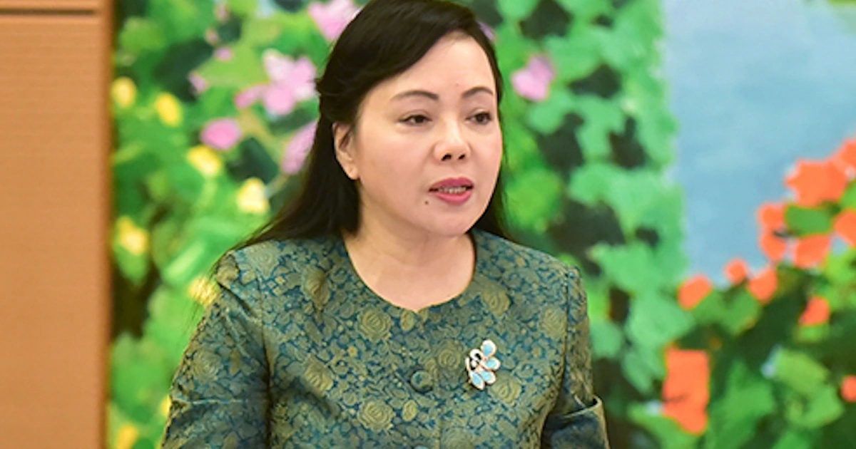 75억 동 받은 응우옌 티 킴 띠엔 전 보건부 장관, '뇌물죄' 피해간 배경은