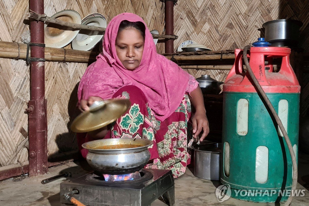 방글라데시 거주 로힝야족, WFP 식량 지원 축소 방침에 우려