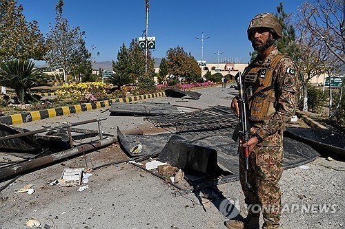 파키스탄·아프간 무력 충돌, 中 중재로 소강상태