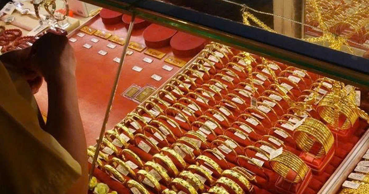 '롤러코스터' 탄 금값… 오전 160만 동 폭락 후 오후 173.8만 동 '대반전'