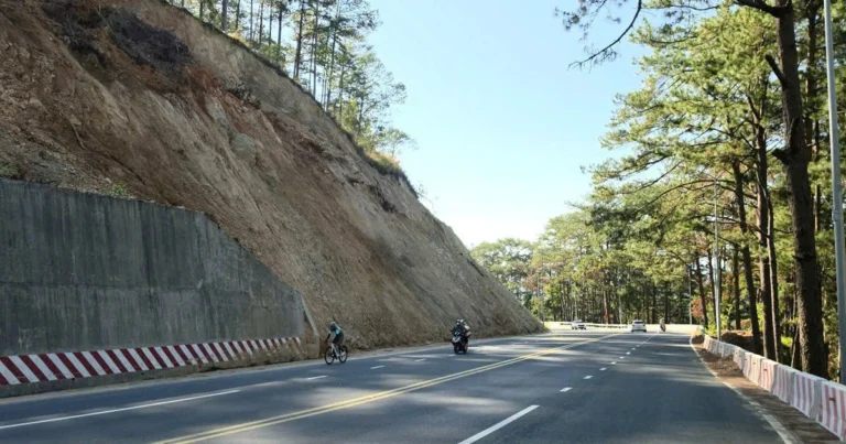 “아름답지만 위험하다”… 달랏 관문 ‘프렌 패스’, 우기 앞두고 산사태 재발 우려