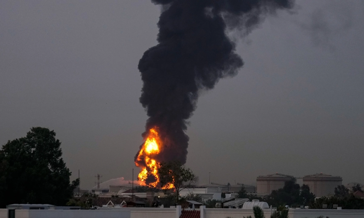 안개 속 중동 정세… 이란 대응 두고 걸프 국가들 '심각한 분열'