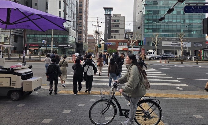 한국 정부, 외국인 인재 유치 위해 비자 혜택 대폭 확대 추진