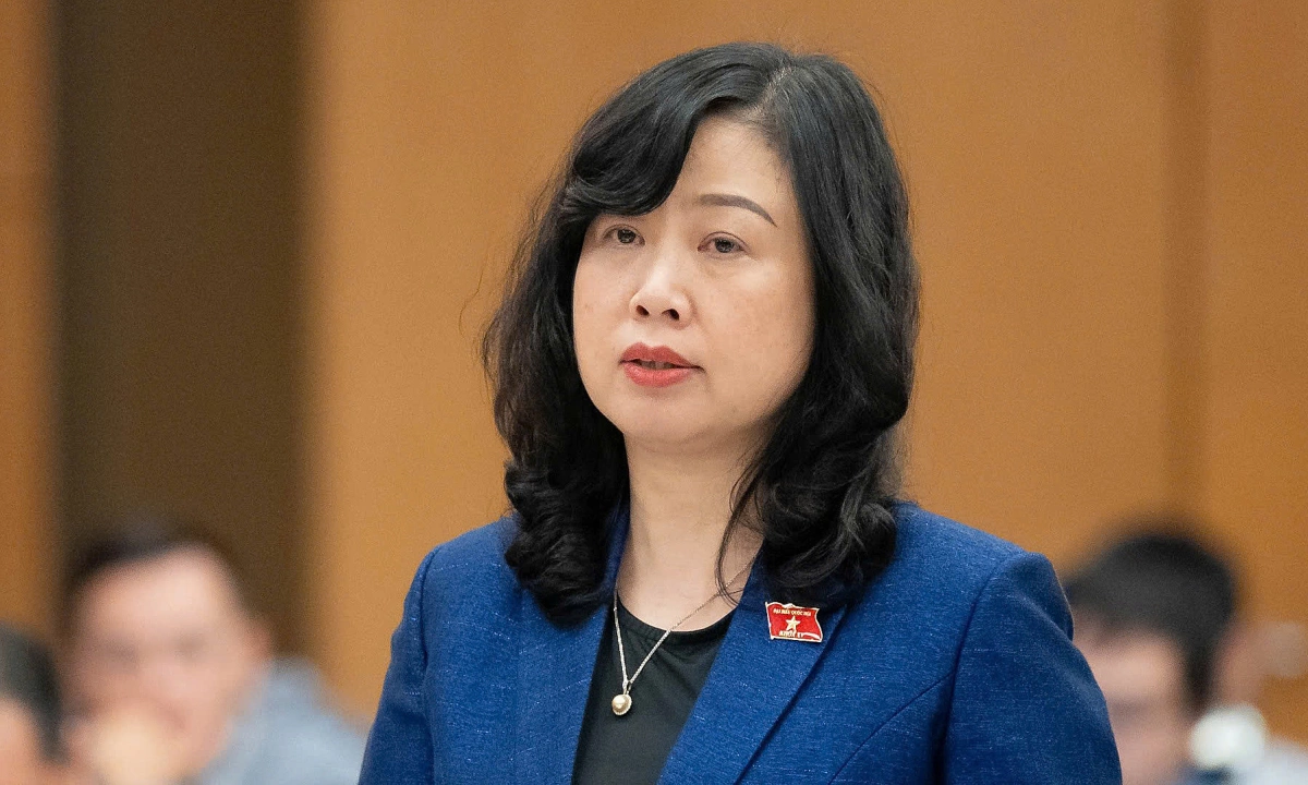 10년째 '잠자는 천억대 병원'... 보건부 장관 