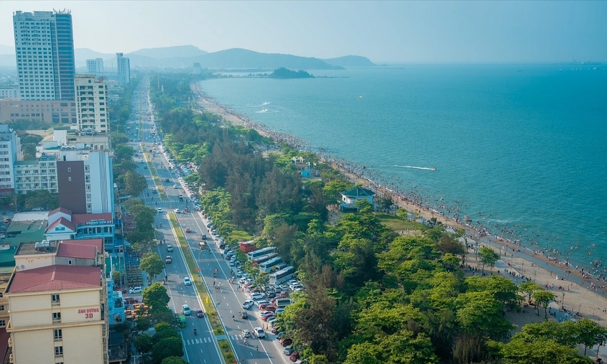 2026년 여름 휴가지는 '응에안의 진주' 꾸아로 해변으로… 4월 25일 축제 개막