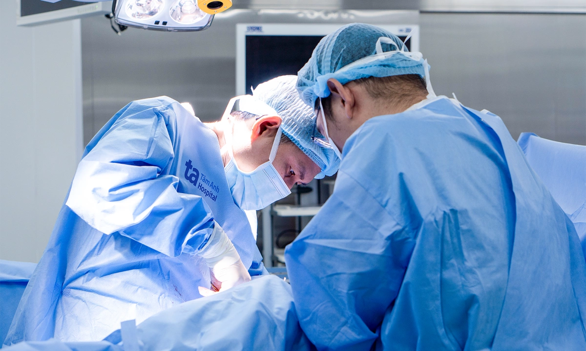 30대 남성 좁아진 요도에 본인 피부 이식... 호찌민 탐아인 병원서 요도 재건술 성공
