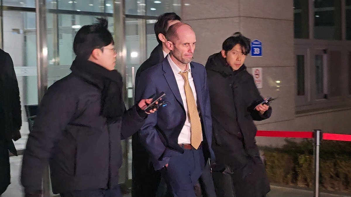 로저스 쿠팡 임시대표, 61억 동 주식보상 받아