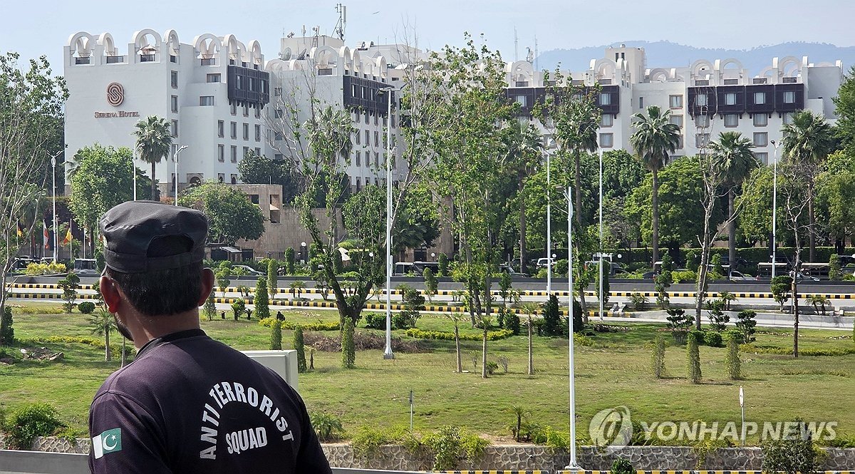 세계 이목 집중…협상장 주변 '봉쇄'