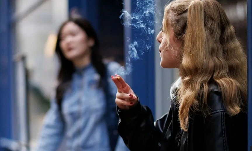 英, 2009년생부터 ‘평생 금연’ 법안 통과… 세계 첫 ‘담배 없는 세대’ 구현