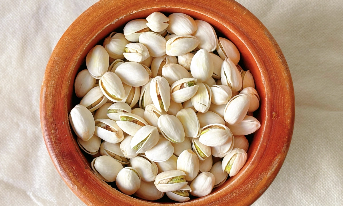 고혈압 환자가 정기적으로 섭취하면 좋은 4가지 견과류