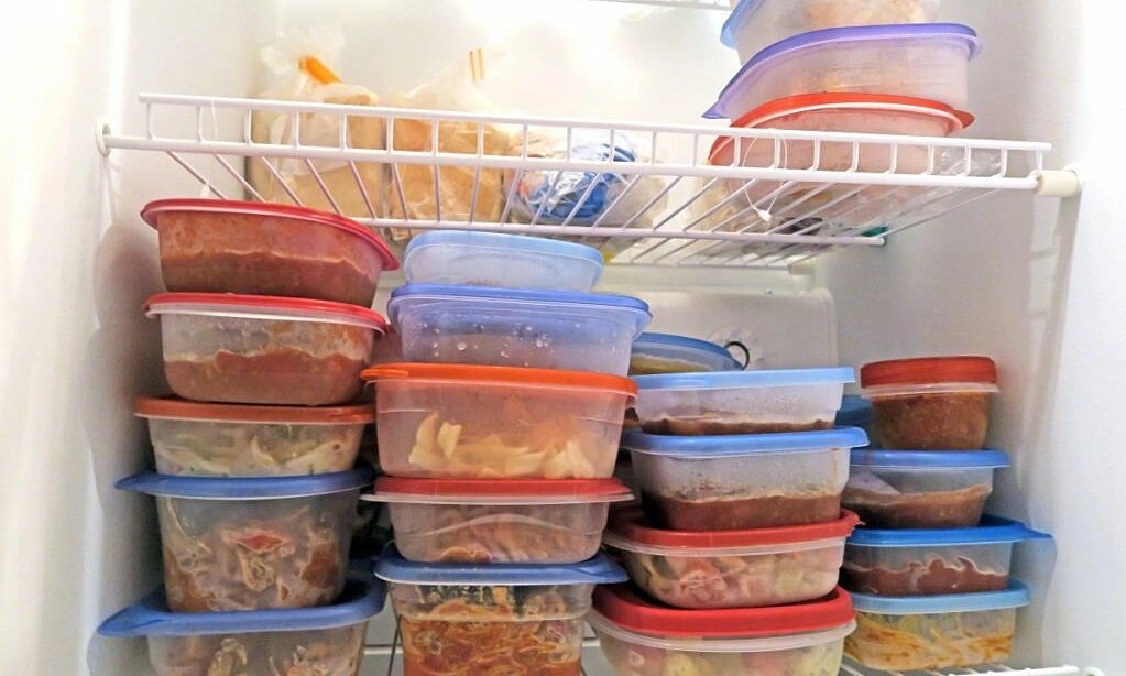 냉장고 속 남은 음식 먹은 35세 임신부 리스테리아균 감염으로 끝내 사망