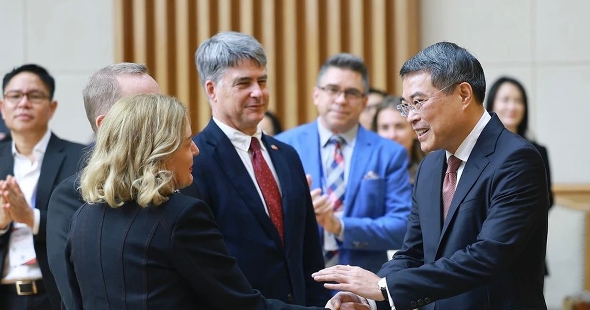 레 민 흥 총리, 美 52개 기업 대표단 접견… 