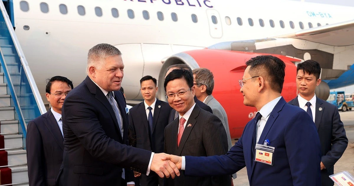 로베르트 피초 슬로바키아 총리 방한... 레 민 흥 내각 출범 후 첫 외빈