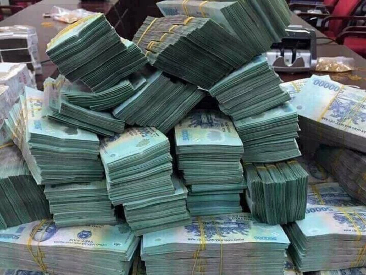 바오비엣 그룹, 146조 동 넘는 '예금 폭탄' 보유... 금리 상승기에 금융 수익 급증