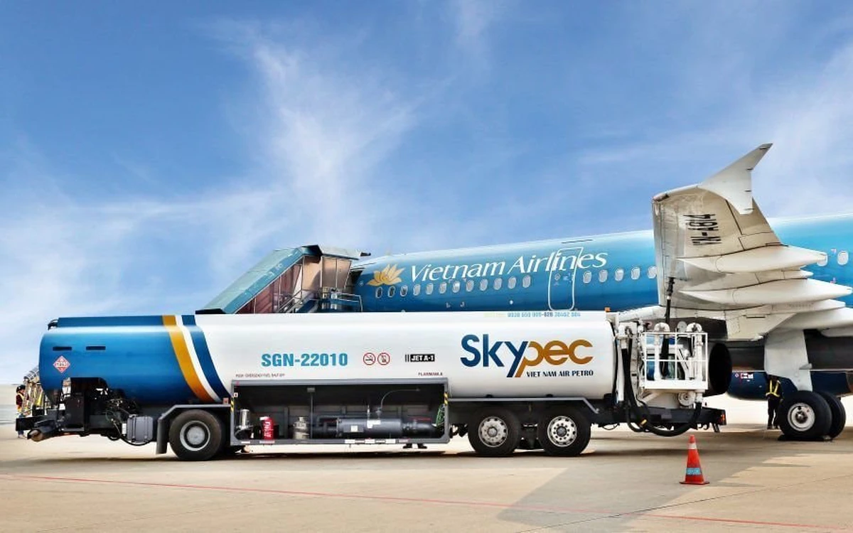 베트남 둥깟 정유공장 가동률 123% '풀가동'… 항공유 공급 확대 총력전