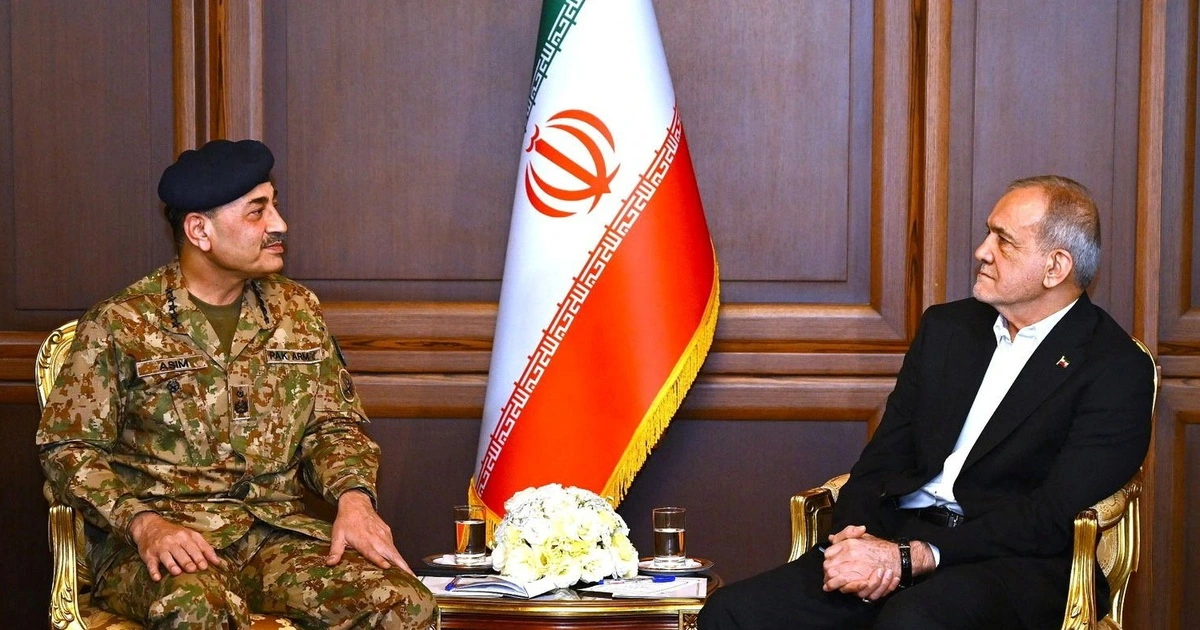 중동 긴장 최고조… 이란 혁명수비대, 호르무즈 해협 전격 봉쇄 선포