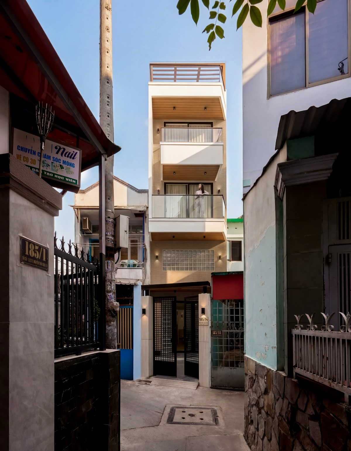 해외 거주 딸들이 선물한 호찌민 200㎡ 자판디 스타일 주택… 