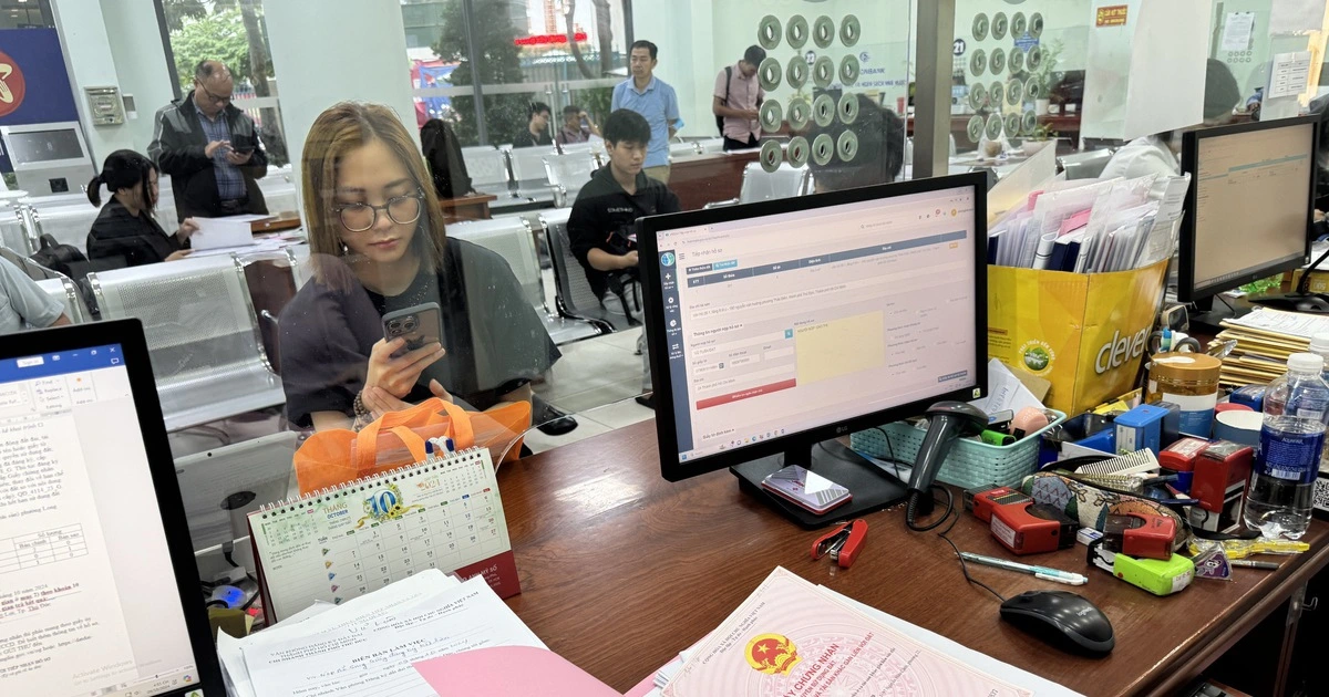 호찌민시, 60차례 마라톤 회의 끝에 ‘핑크북’ 3만 3천 호 물량 규제 풀었다