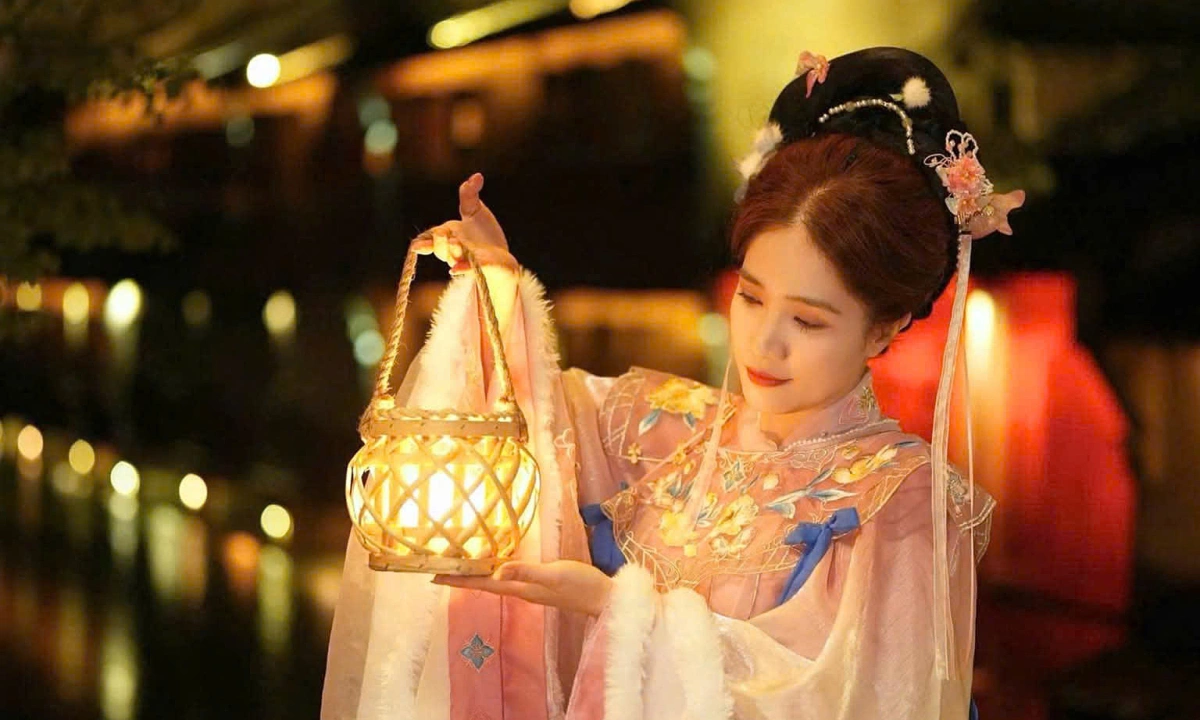 훙왕 기일 연휴 ‘동북아 여행’이 대세… 일본·중국 투어 예약률 20~30% 급등