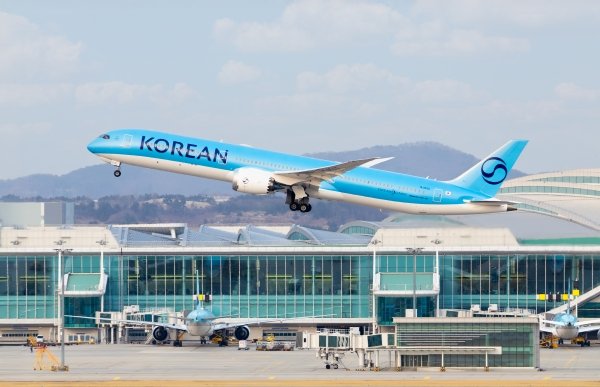 비행기표 가격 낮아진다… 국제선 유류할증료, 6단계 하락