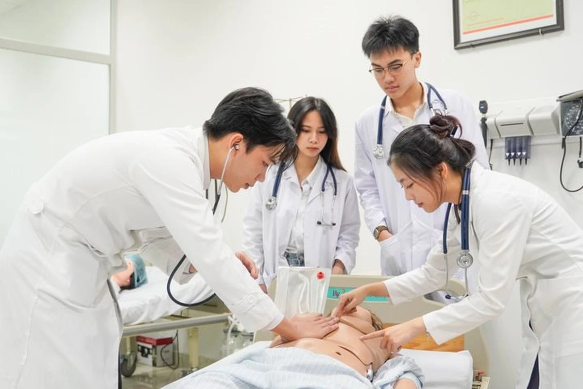 '6년 학비 9억 동' 베트남서 가장 비싼 의대 어디?…미국식 커리큘럼 도입한 딴따오대