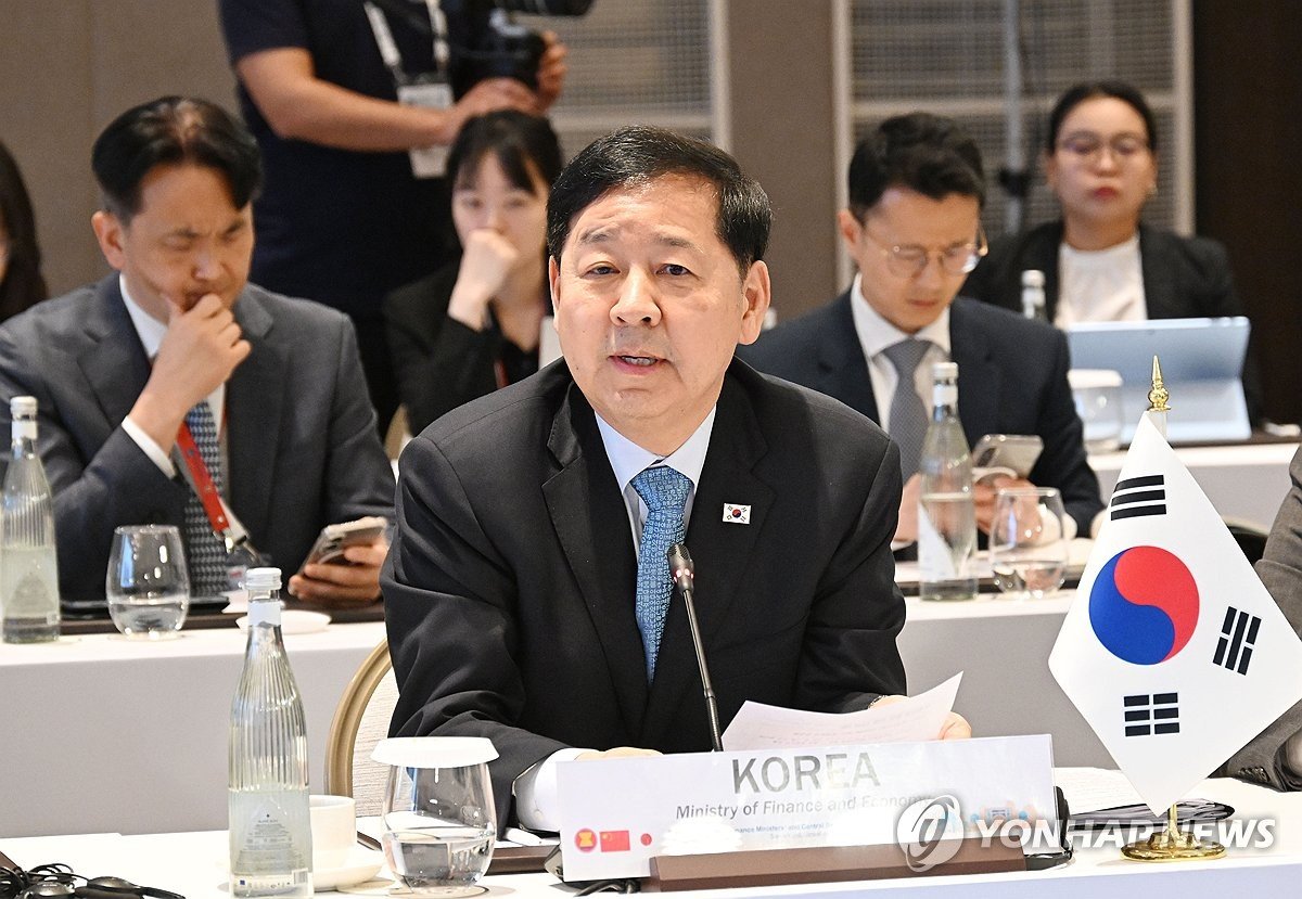 구윤철, ADB 총재 면담…AI 혁신개발센터 한국 설치 MOU 체결