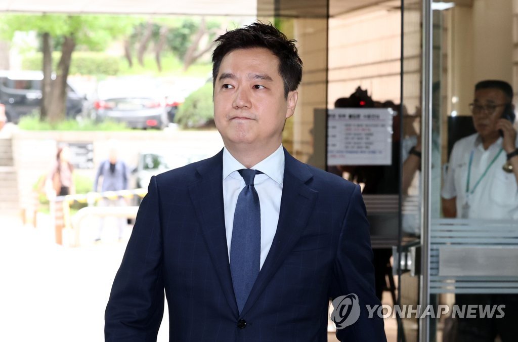 '김새론 음성 AI조작·김수현 명예훼손' 김세의 오늘 구속 심사