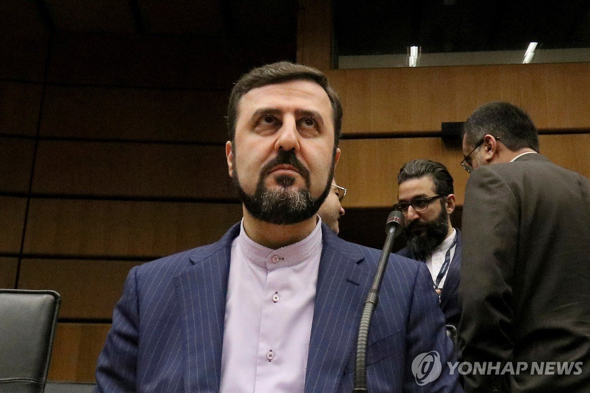 이란 안물러선다…트럼프 합의압박에 