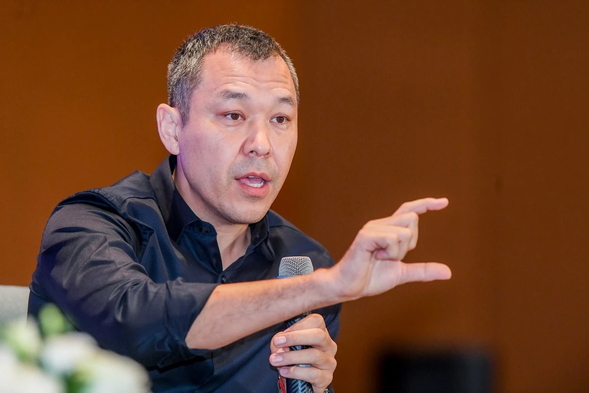 '깜짝 반전은 없다, 오직 업무뿐'…코텍콘 회장, 주가 급락에 이례적 메시지