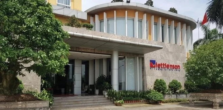 ‘상장폐지 10일 전’ AAV 그룹, 매출 1조 동 목표 발표…대주주는 지분 대량 매각