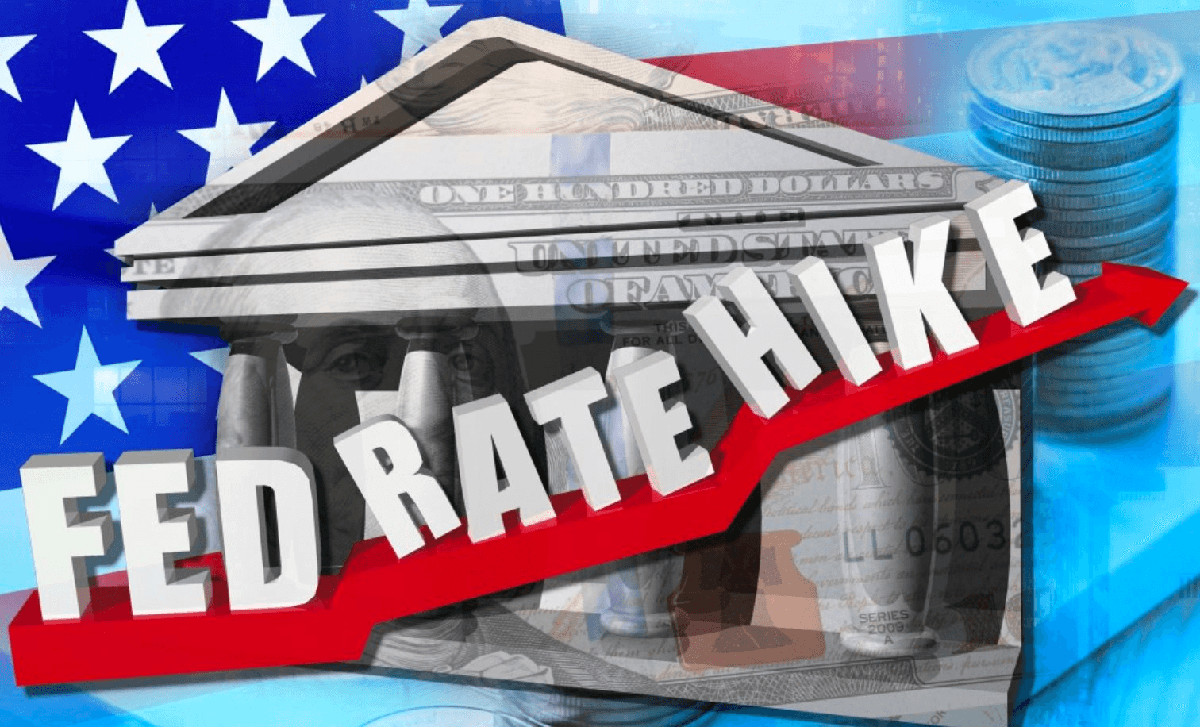 Fed 관리, 금리 인상으로 전망 급선회…시장 확률 67%로 급등