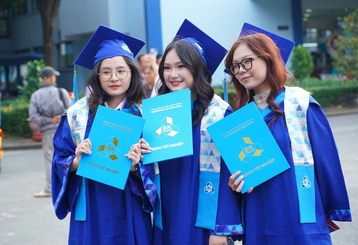 대학가 반도체 인재 유치전 후끈… 최고 1억 동 장학금에 5만 명 인력 양성 총력