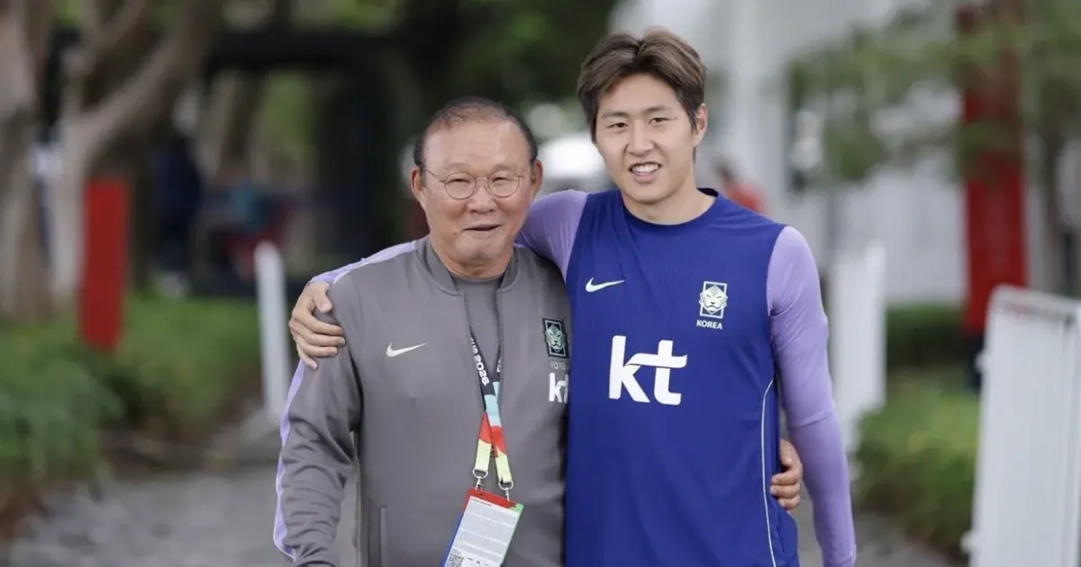 박항서 단장, 고개 숙여 사과…