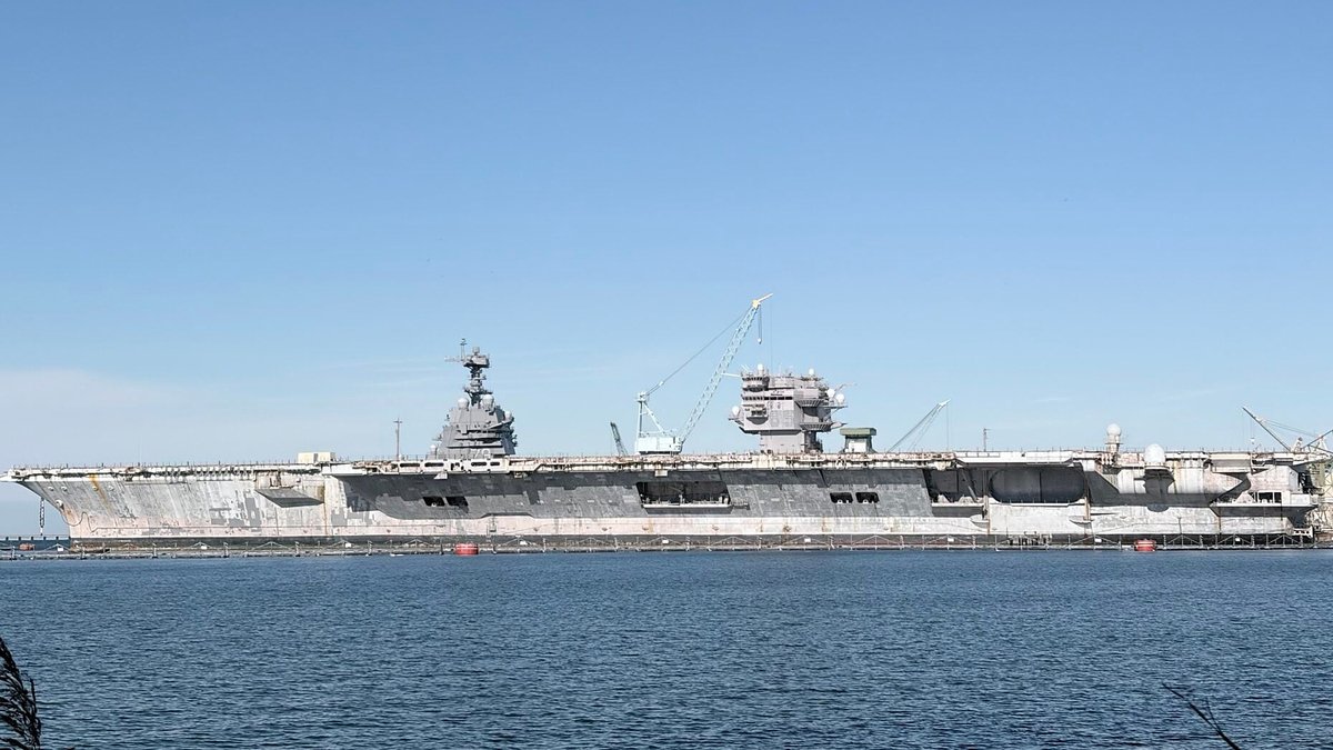 미 해군, 세계 최초 핵추진 항모 USS 엔터프라이즈 해체에 14억 달러 투입