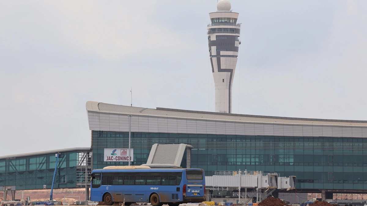 베트남 롱탄 신공항, 3단계 운영 로드맵 확정