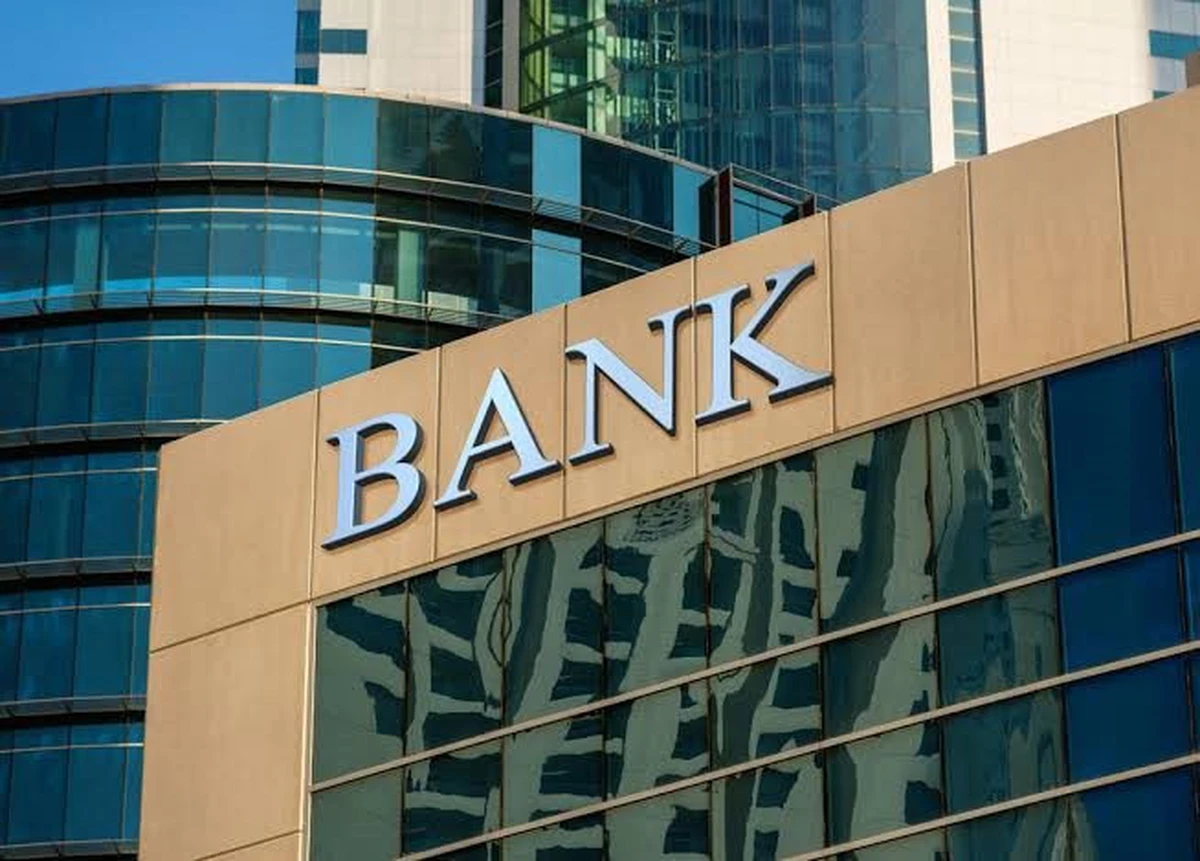베트남동 은행 실적 업데이트: ABBank 순이익 80% 급증, VietinBank·Agribank 신기록