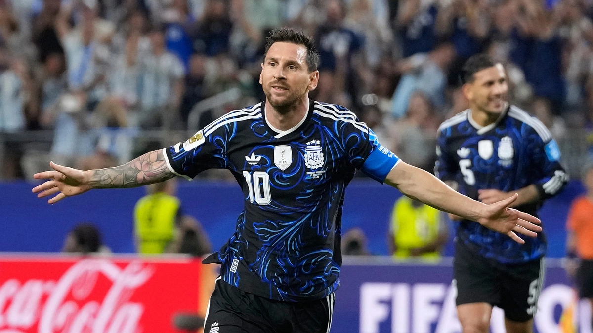아르헨티나, 잉글랜드전 원정 유니폼 착용 FIFA에 요청·승인