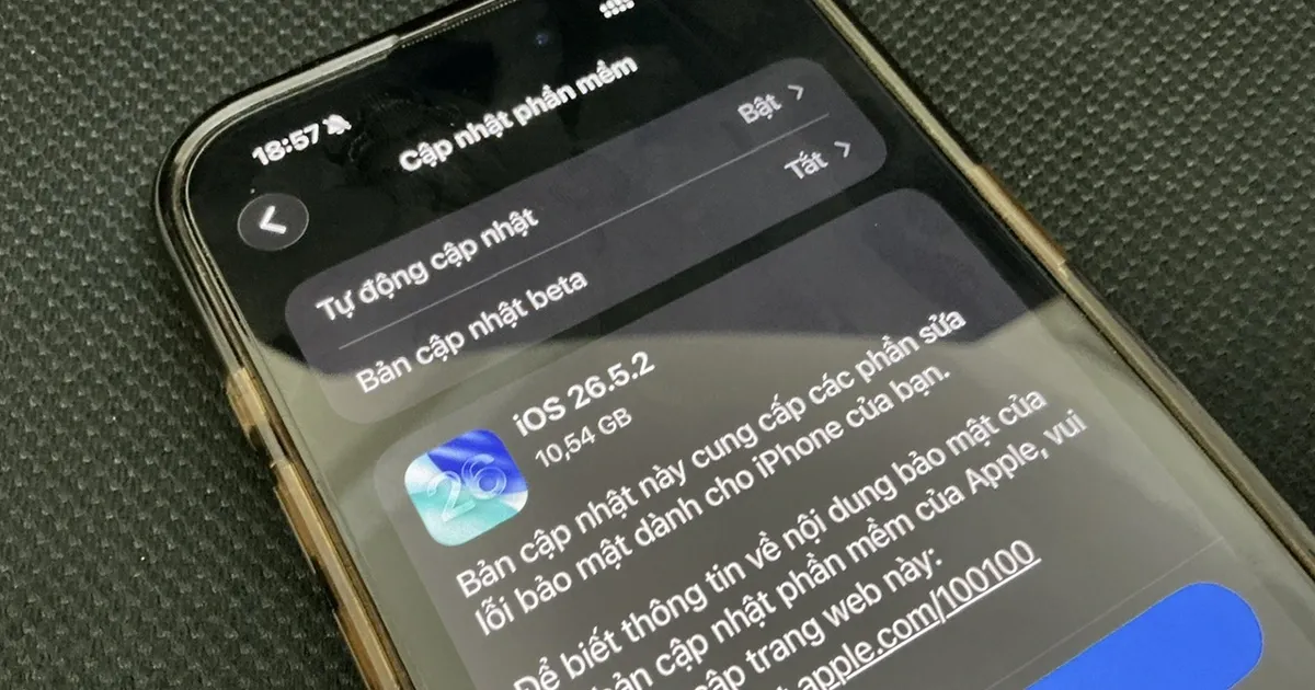 아이폰 사용자, iOS 26.5.2 즉시 업데이트 권고