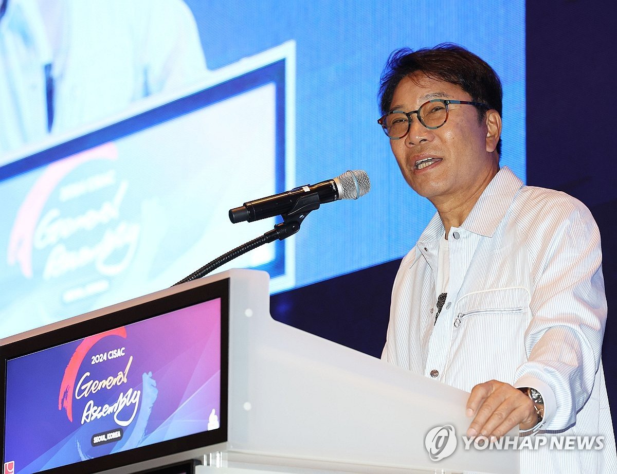 이수만 SM서 5년간 600억 받아…법원 