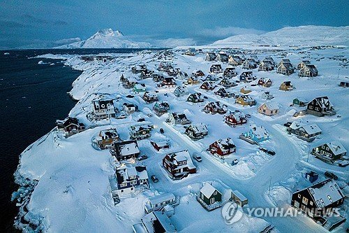트럼프 인맥 美석유사, 그린란드 시추장비 무단반입…당국 '엄중 경고'