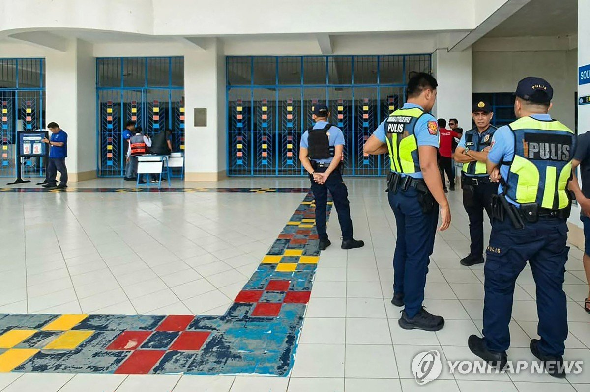 필리핀 10대, 학교 총기 난사…바디캠으로 범행 생중계