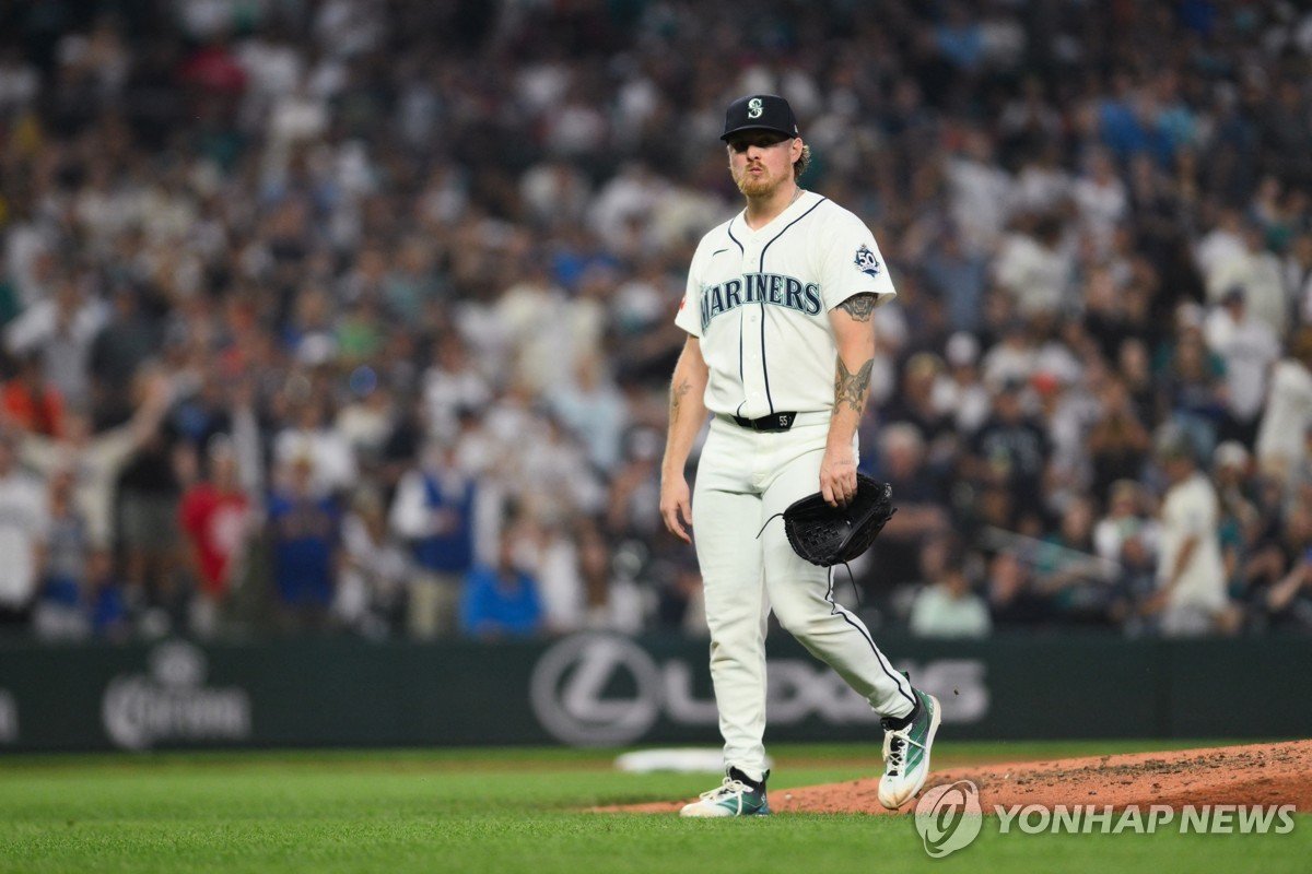 MLB 빈볼 벤치 클리어링 유발 시애틀 투수, 3경기 출장 금지