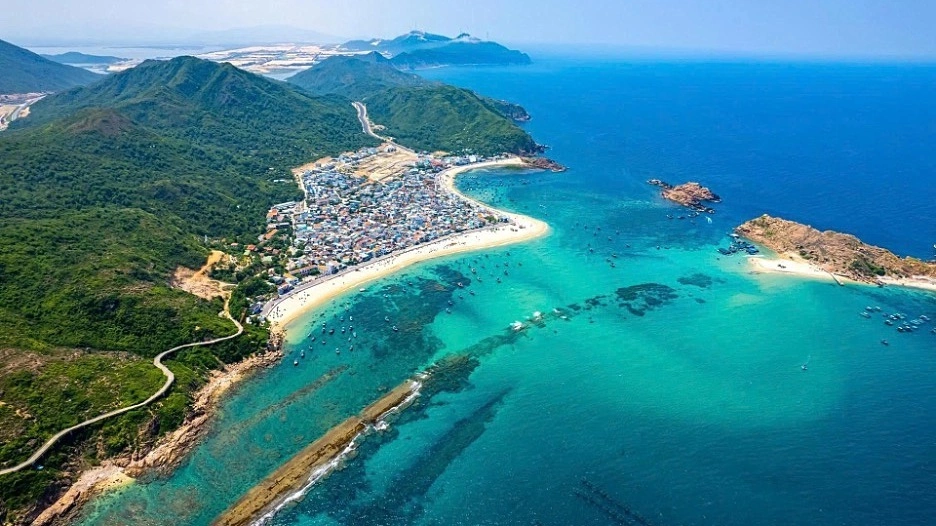 꾸이년 리조트 부동산, 해양 관문 역할 확대로 성장 여력 증가