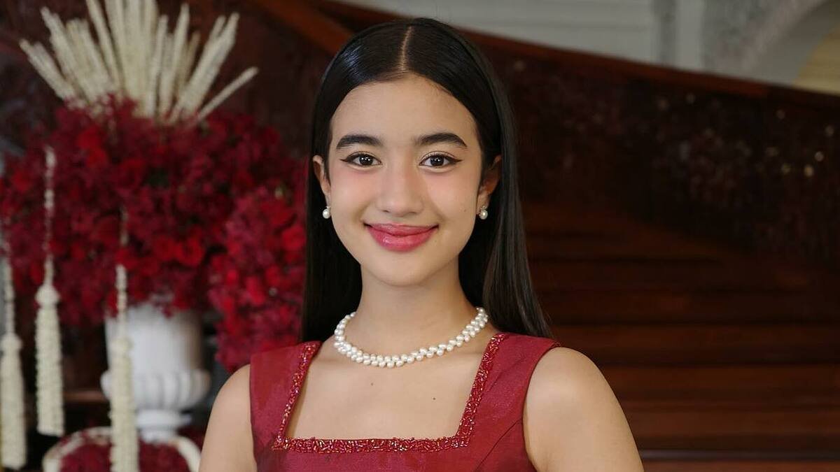 캄보디아 공주 Norodom Jenna, ASEAN컵서 노래 실력 '눈길'