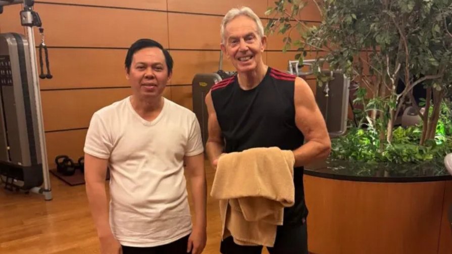 73세 토니 블레어 전 영국 총리 근육질 몸매 화제… 고령층 근성장 가능성 입증
