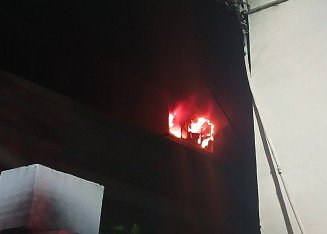 인천 용현동 주택 화재…주민 2명 연기 흡입