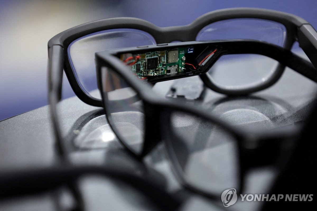 호주, 정부 청사 내 스마트 안경 착용 금지 검토