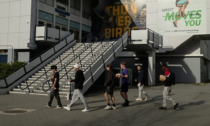 캐나다, 유학생 체류비 재정 증명 기준 또 인상… 연 2만 3,448달러로