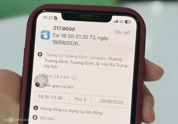 호찌민 직장인들, 퇴근 후 청소 아르바이트로 생활비 충당