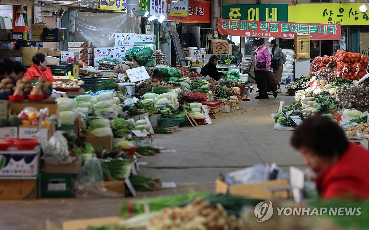 10월 소비심리 한 달 만에 후퇴…집값 상승 기대도 소폭 하락